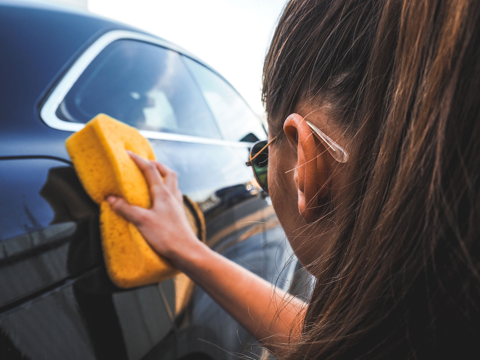 Tvätta och vårda bilen